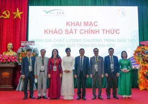 Khai mạc khảo sát chính thức đánh giá chất lượng chương trình đào tạo tại Trường Y Dược - ĐH Đà Nẵng